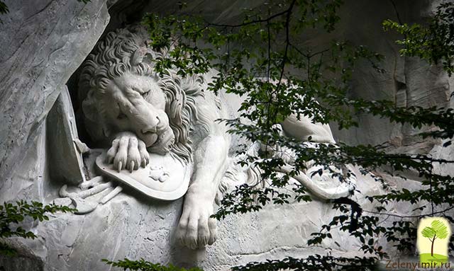 скульптура умирающий лев люцерн швейцария