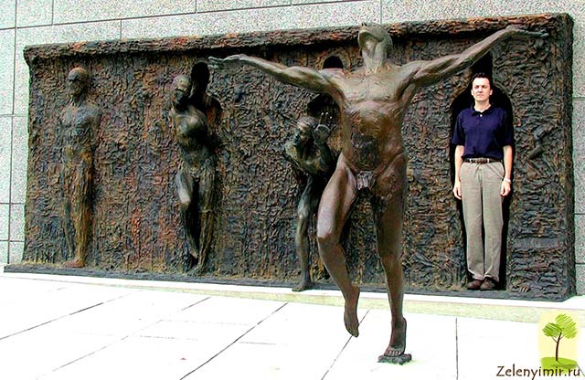 Памятник свободе или скульптура Порыв в Филадельфии, США - 10