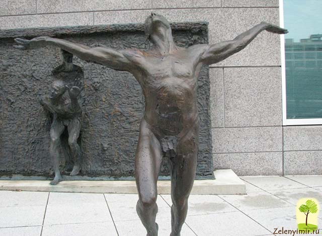 Памятник свободе или скульптура Порыв в Филадельфии, США - 4