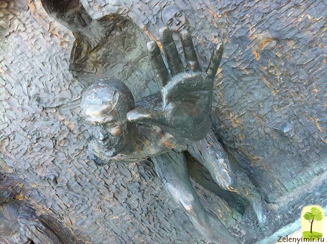 Памятник свободе или скульптура Порыв в Филадельфии, США - 6
