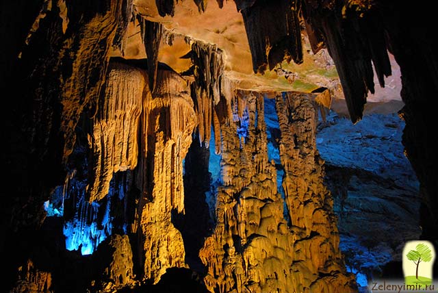 Фантастическая пещера Тростниковой флейты в Гуйлине, Китай - 5