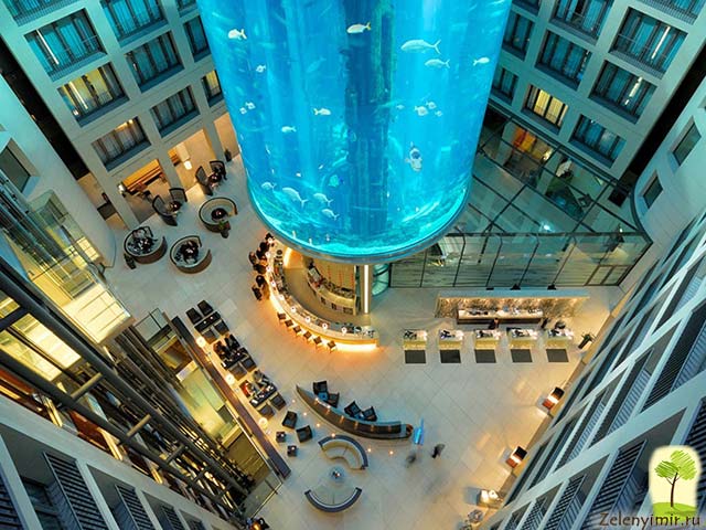 Самый огромный аквариум в мире - "Аквадом" в Берлине, Германия - 3