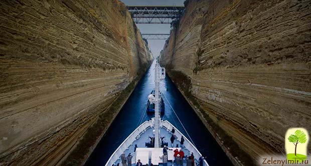 Коринфский канал в Греции – самый узкий судоходный канал в мире - 8
