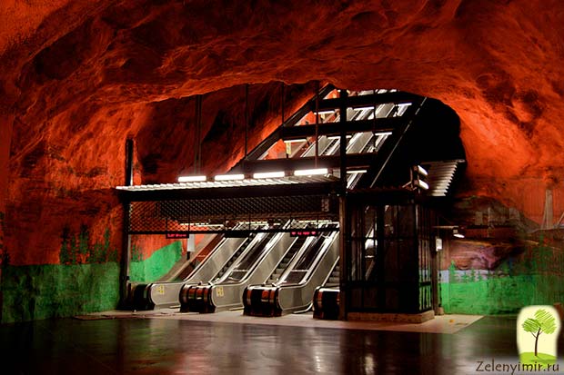 Ошеломляющее метро в Стокгольме – самая длинная художественная галерея в мире, Швеция - 13