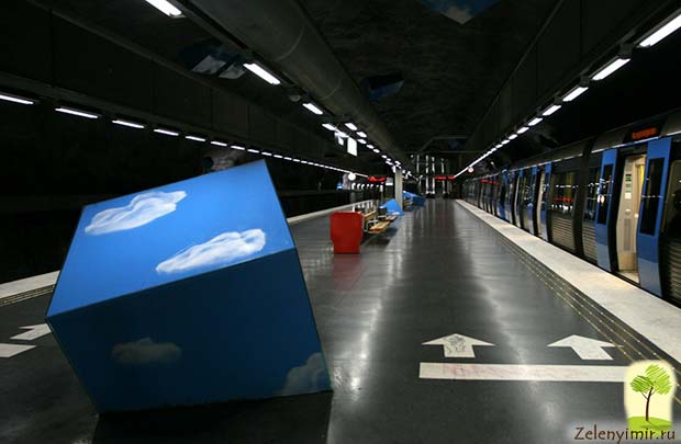 Ошеломляющее метро в Стокгольме – самая длинная художественная галерея в мире, Швеция - 29