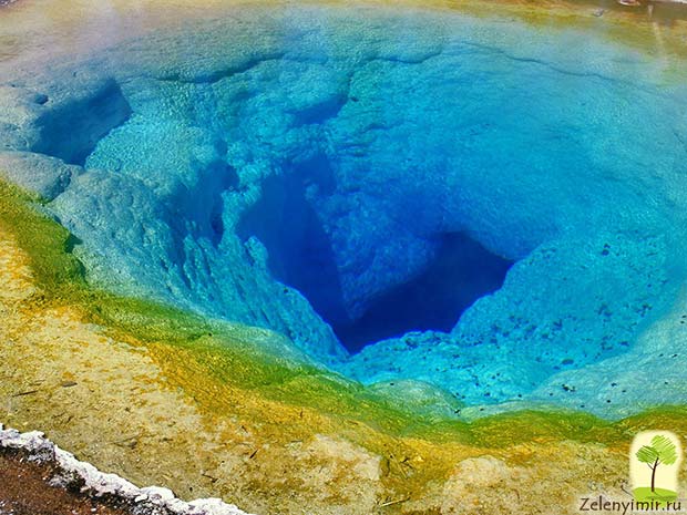 Красочное озеро Утренней Славы в национальном парке Йеллоустоун, США - 2