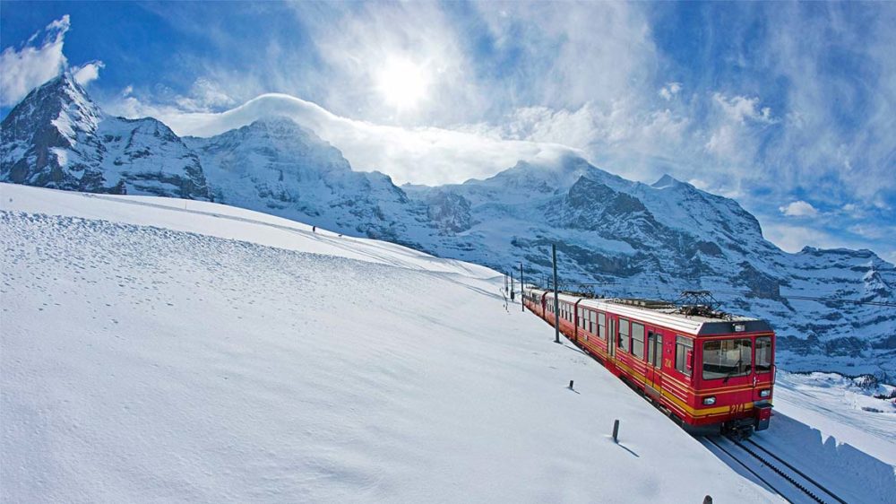 Горная железная дорога Юнгфрау в Альпах, Швейцария
