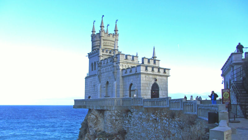 Ласточкино Гнездо в Крыму: история замка, где находится и как добраться