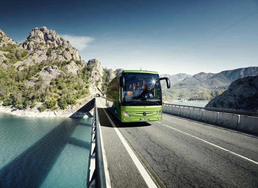 Путешествуйте по Европе на автобусе вместе с компанией COOO «Интеркарс Европа»
