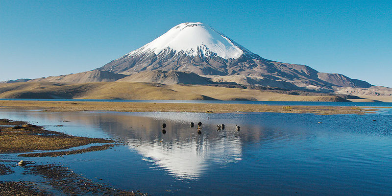 Топ-20 самых высоких и опасных вулканов мира