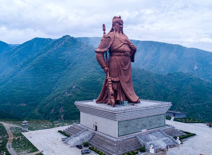 Статуя Гуань Юя, 61 метр, Китай