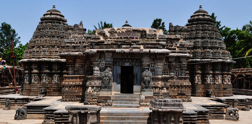Храм Хойсалесвара (Карнатака)
